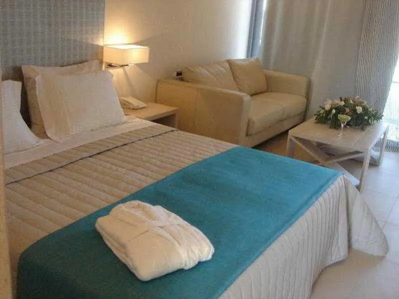 Port Royal Villas And Spa-1
